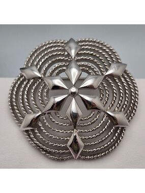 Monet Silver Tone Star Flower Brooch Vintage 1980s Estate Sale Classic Retro